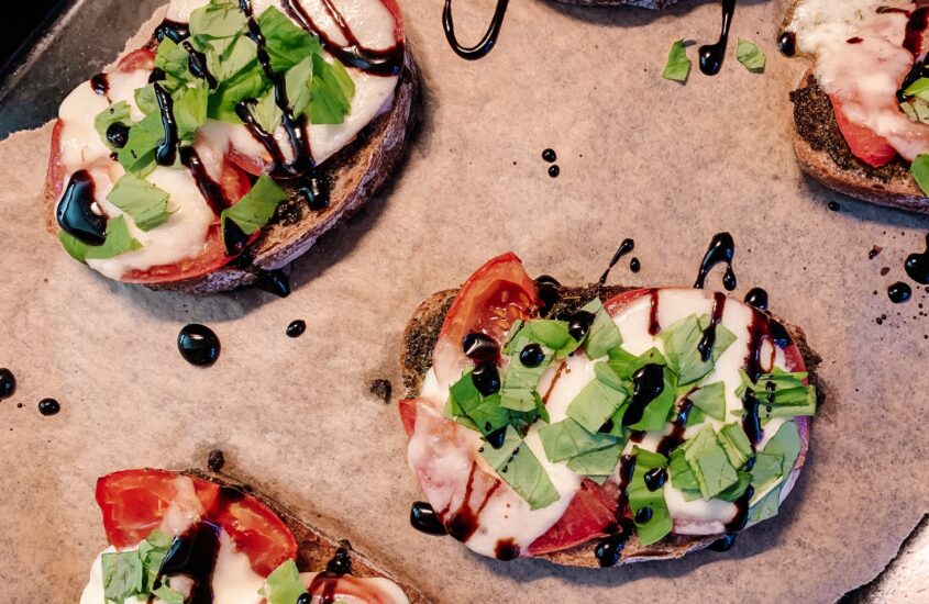 Crunchy Tomato Mozzarella Toasties